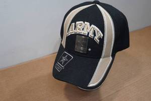 lot 208 image: United States Army Hat