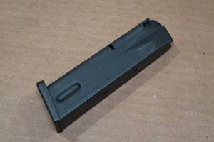 lot 1M image: Beretta 10-Round .40 S&W Magazine for Model 96 Pistol