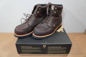 lot 233 image: Irish Setter Wingshooter Mens 7 Hunting Boots Style A0807 - Size 13