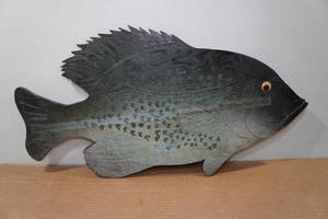 lot 247 image: Rivers Edge Wood Sunfish Wall Dcor