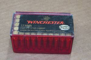 lot 386 image: 50 Winchester Supreme .17 HMR 17 Gr V-Max Ammo