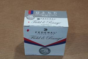 lot 452 image: 25 Federal Field & Range 12 Gauge 2-34 7.5 Shot Shotshells