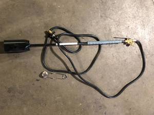 lot 43 image: Aievert 500K BTU per Ht. Heavy Duty Outdoor Torch Customer Returns See Pictures