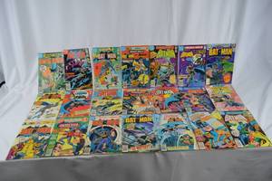 lot 175 image: DC Batman Comic Books.