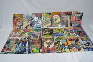 lot 217 image: Lot Of 21 Various Comic Books RARE Batgirl