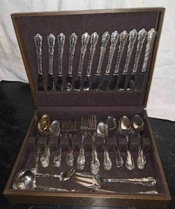 lot 135 image: 66 piece silverware set with box