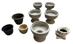 lot 94 image: Planter Bundle (9)