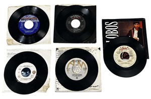 lot 155 image: 7-inch vinyl records  45s Vinyl Bundle (5)