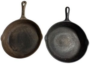 lot 038 image: Cast Iron Pans (2) 10