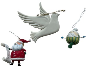 lot 184 image: Vintage Christmas Ornaments (3)