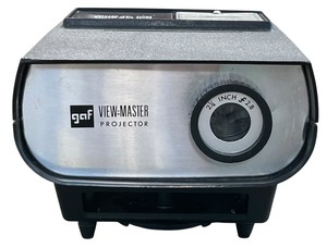 lot 194 image: GAF View-Master Projector