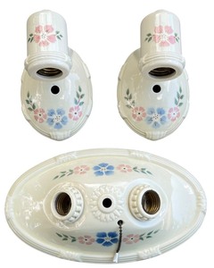 lot 036 image: vintage Porcelier light fixtures, 1930s