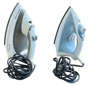 lot 226 image: Black and Decker Iron Bundle (2)