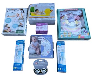 lot 219 image: Baby Bundle