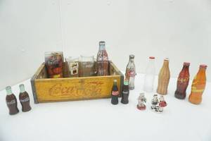 lot 8 image: Coca-Cola AntiqueVintage Crate with a Variety of Memorabilia