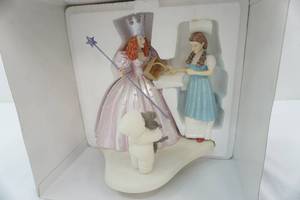 lot 23 image: Department 56 Snow babies The Wizard of Oz ...And Toto Too