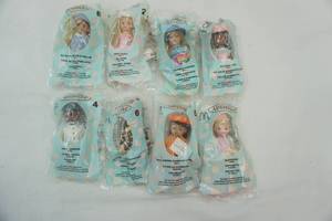 lot 33 image: 2003 Madame Alexander McDonalds Happy Meal Toy Collection (7ct) NEWSEALED