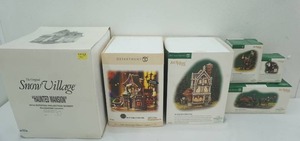 lot 37 image: Department 56 Village Ceramics (6ct)