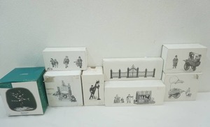 lot 39 image: Department 56 Heritage Village Collection (8ct)