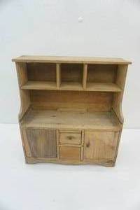 lot 93 image: Vintage Toy Kitchen Cupboard 13x5.5x 15