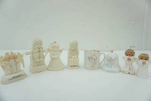 lot 130 image: Snow babies, Precious Moments, & Angel Figurines