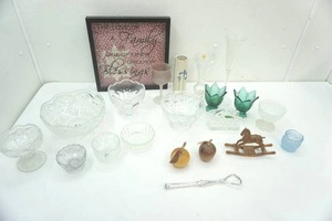 lot 131 image: Crystal Glassware and More Decor