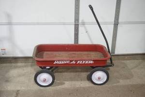 lot 145 image: Radio Flyer Wagon