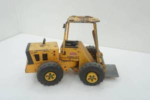 lot 157 image: Vintage Tonka Forklift