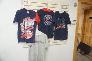 lot 183 image: 4 Vintage Minnesota Twins T-Shirts