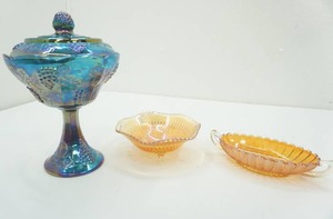 lot 215 image: Vintage Carnival Glass 3 pieces