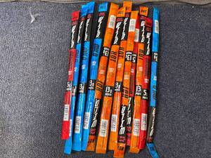 lot 175 image: 12 Jack Links Wild Meat Sticks
