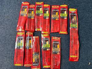 lot 180 image: 12 Jack Links Beef & Cheese Sticks
