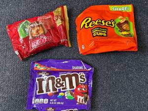 lot 194 image: 3 Bags of Variety Candy