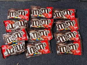 lot 207 image: 12 Bags of M&Ms Share Size