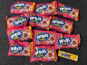 lot 210 image: Nerds Gummy Clusters
