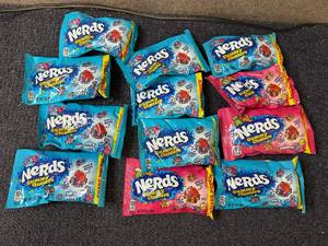 lot 212 image: Nerds Gummy Clusters