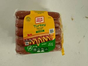 lot 124 image: C. 6x 16oz Oscar Mayer Turkey Franks