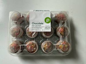 lot 148 image: CC. 4x 12 Mini Chocolate Cupcakes