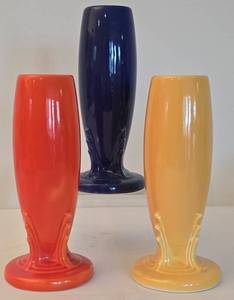 lot 69 image: Three Vintage Fiesta Ware Pottery Bud Vases