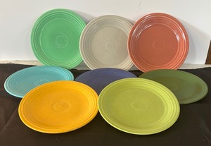 lot 277 image: Eight Colorful Fiesta Ware Dinner Plates