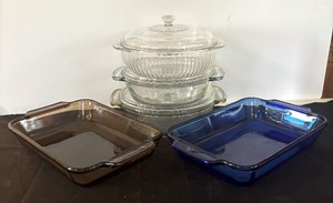 lot 302 image: Anchor Hocking and Pyrex Casserole  Cake Pans and Covered Bowls