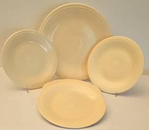 lot 130 image: Buttery Yellow Fiesta Ware