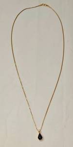lot 22A image: Long Gold-Tone Chain & Amethyst Pendant in 14K Gold Setting