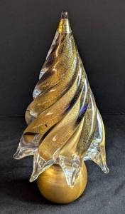 lot 238 image: Swirled Gold Ferro & Lazzarini Murano Glass Christmas Tree
