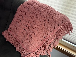 lot 213 image: Pretty Pink Vintage Afghan with Ribbon Details