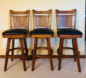 lot 258 image: Trio of Classic Wood Swivel Barstools