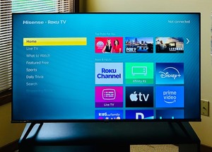 lot 190 image: Hisense 50R6E4 LED LCD TV 50 with Remote