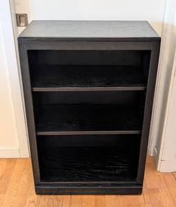 lot 337 image: Dark Brown Wood Bookshelf