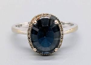 lot 342 image: Dark Blue Sapphire and 14k White Gold Ring