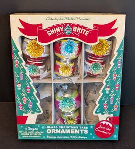 lot 366 image: Partial Pack of Radko Shiny Brite Glass Ornaments